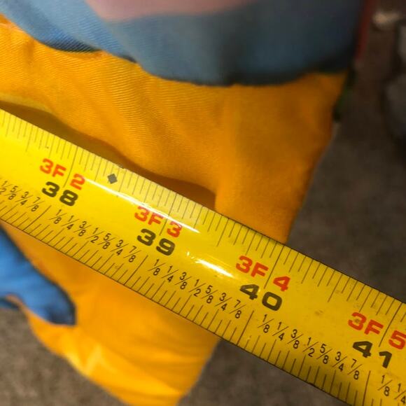 CoComelon Toddler Bedding Set – Reversible Comforter & Sheets - Picture 9 of 16